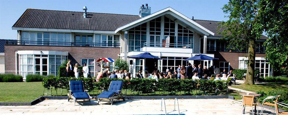 Landhotel De Ijsvogel Sint Nicolaasga Exteriér fotografie